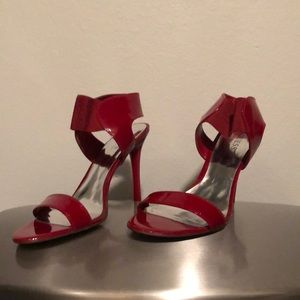 Red guess by marciano heels.